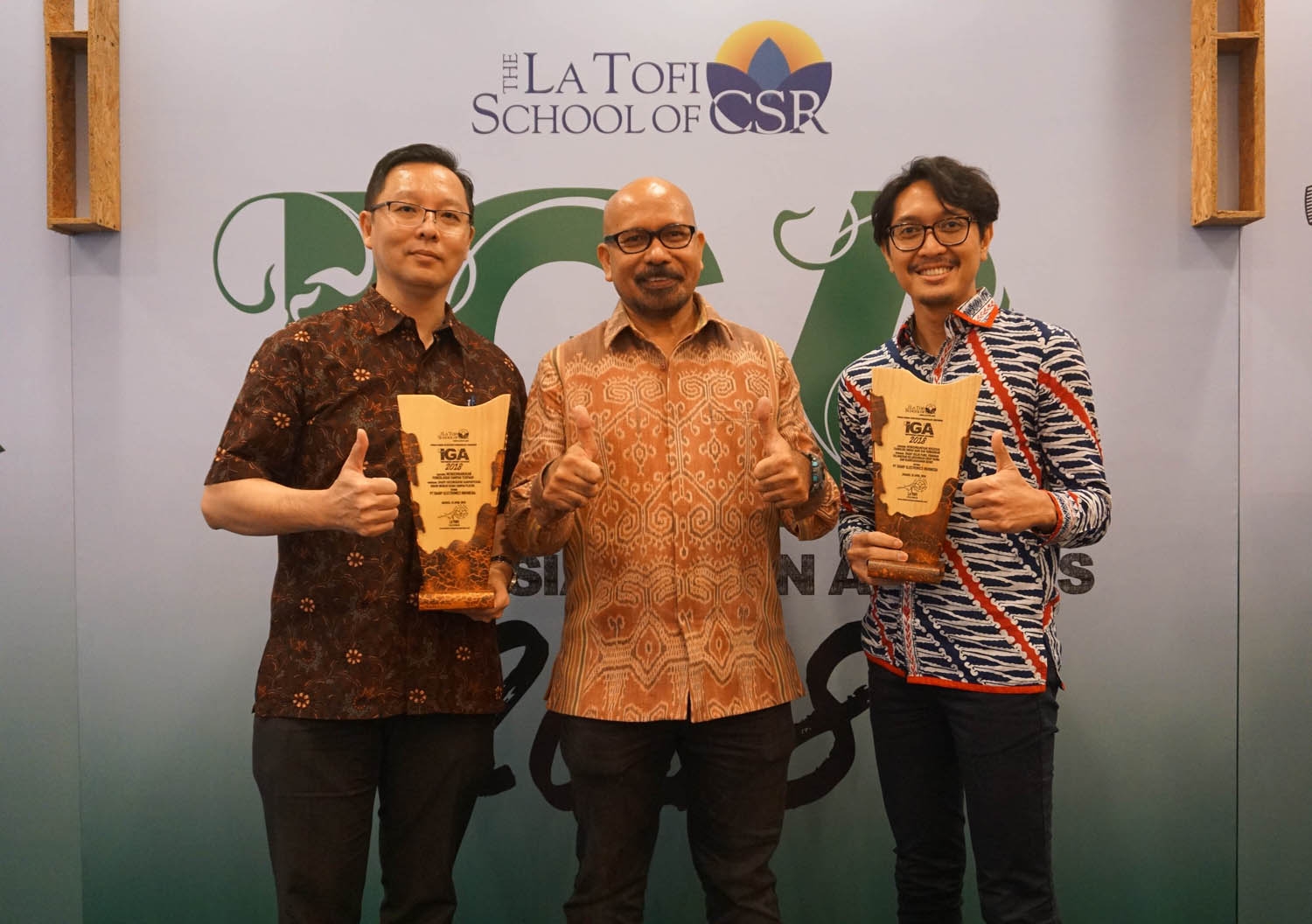 SHARP Boyong Dua Penghargaan di Indonesia Green Awards (IGA) 2018