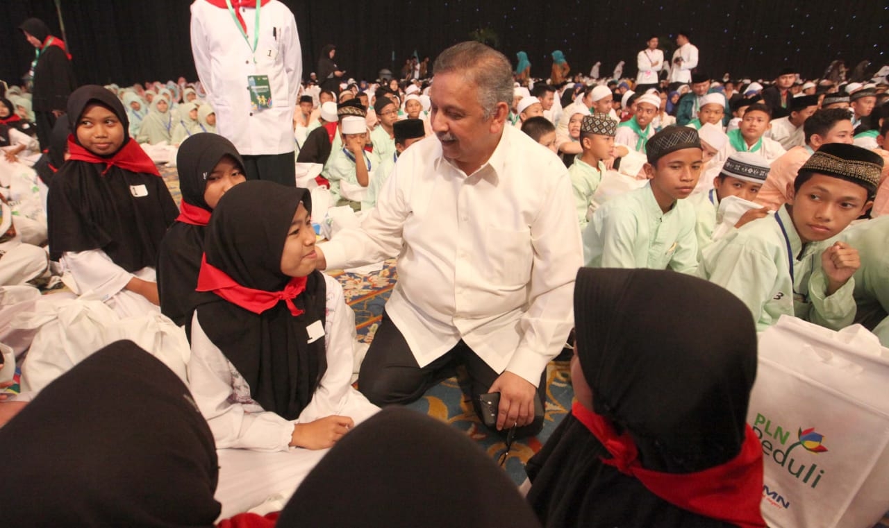 PLN Berbagi Kebahagiaan Ramadhan Bersama 17.000 Anak Yatim dan Dhuafa Se-Indonesia