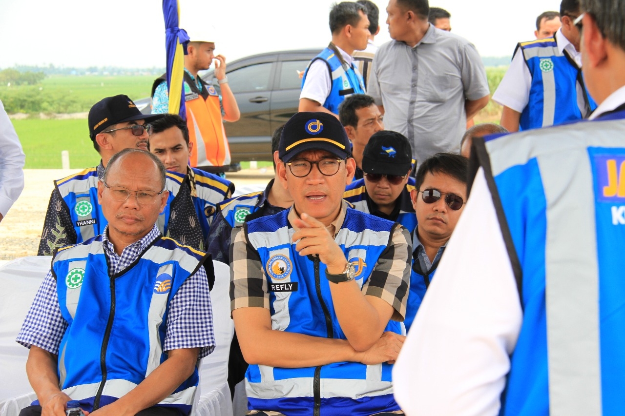 Rombongan Komisaris dan Direksi Pant?au Penyelenggaraan Jalan Tol J?asa Marga di Sumatera