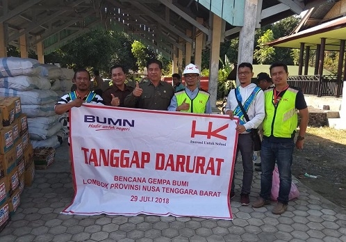 Hutama Karya Salurkan Bantuan Sembako Dan Alat Berat Ke Lombok