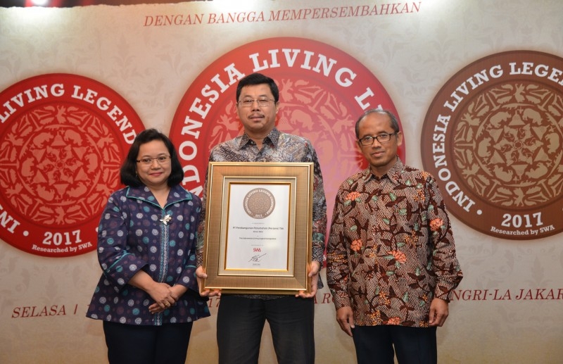 PT PP (Persero) Raih Indonesia Living Legend Companies 2017