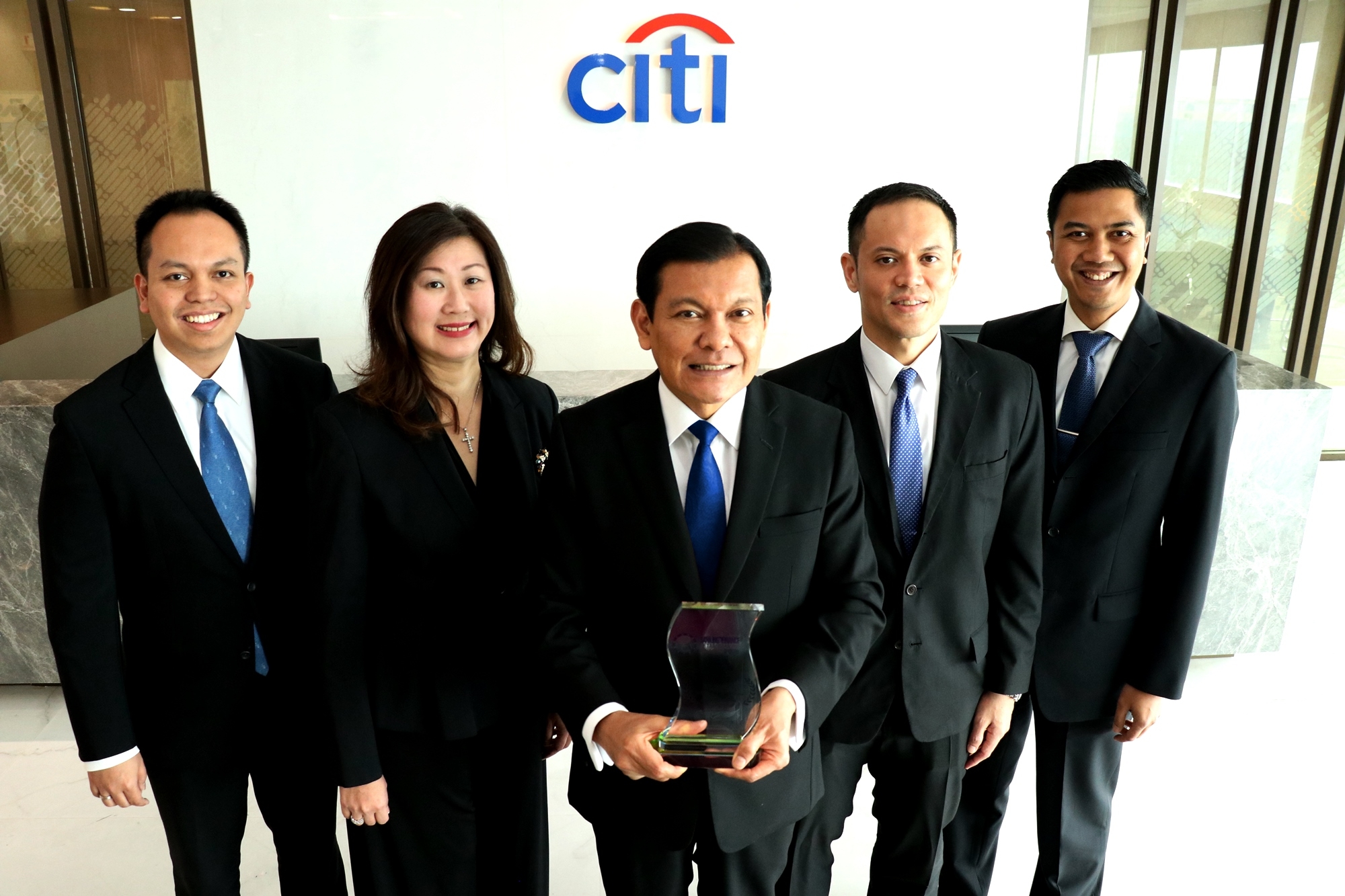 Citi Indonesia Menerima Penghargaan “Digital Banking Initiative of the Year-Indonesia” dalam Ajang Asian Banking and Finance Awards 2018