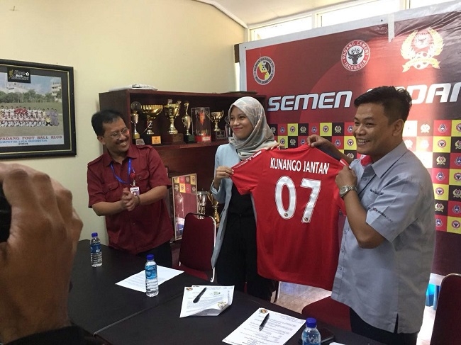 PT Kunango Jantan Resmi Jalin Kerja Sama dengan Semen Padang FC