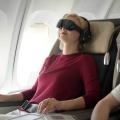 Penumpang Garuda Indonesia Kini Bisa Nonton Film Pakai VR di Pesawat