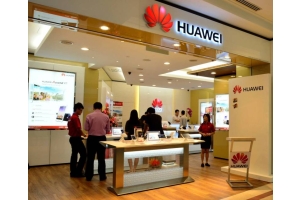 Huawei Berikan Promo di Peresmian High-end Experience Shop Pertamanya di Indonesia