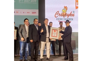 Omzet dan Ekpansi Bisnisnya Besar, Crispyku Dinobatkan Menjadi Franchise of The Year 2019
