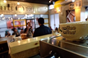 Coffee Toffee, Local Pioneer Gerai Kopi Kekinian