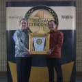 Hadirkan Sofa Plastik Knock Down Motif Rotan, Napolly Sukses Raih Penghargaan Pertama di Indonesia
