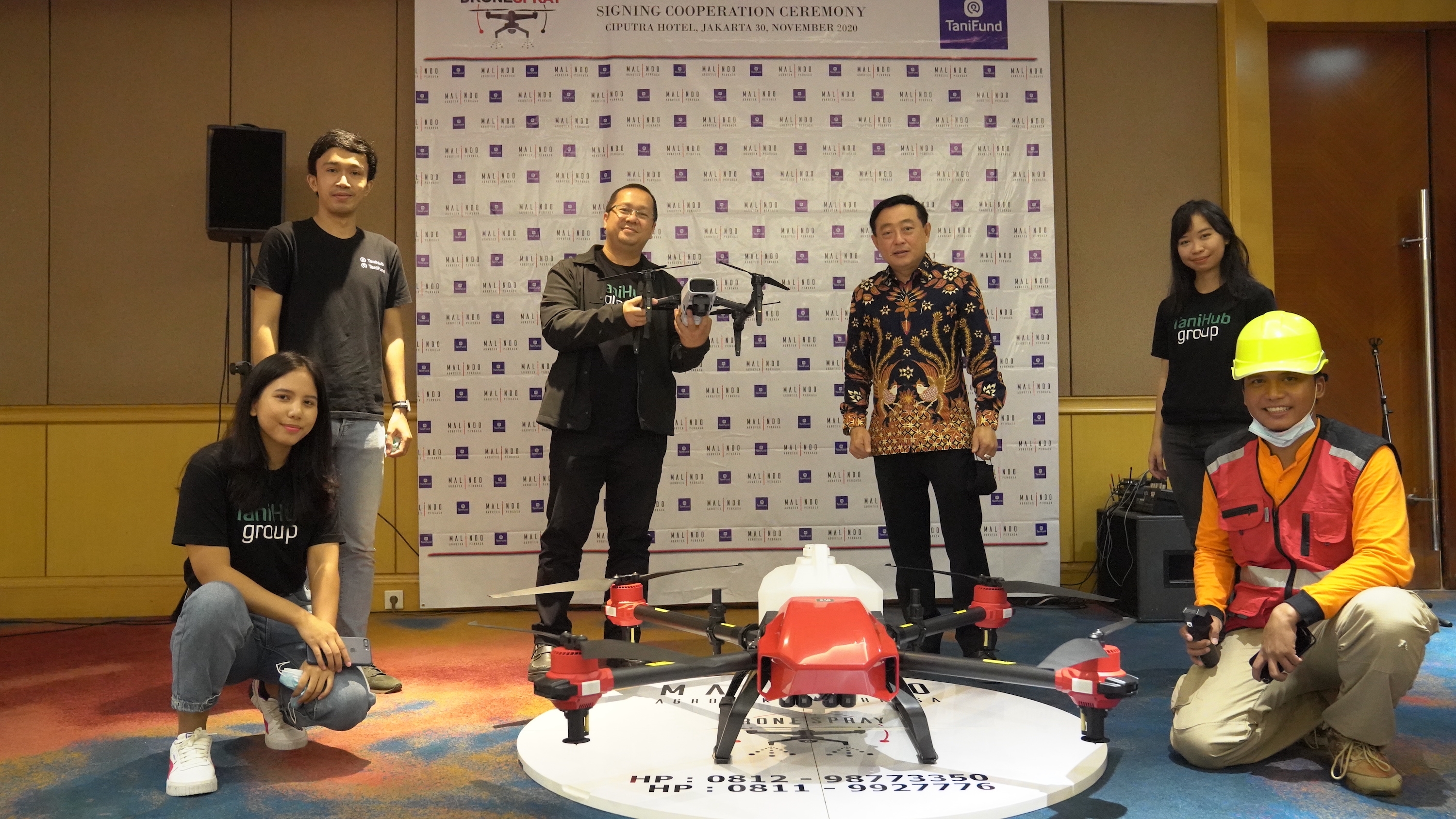 Gandeng Malindo, TaniFund Sediakan Drone untuk Proses Penyiraman Tanaman