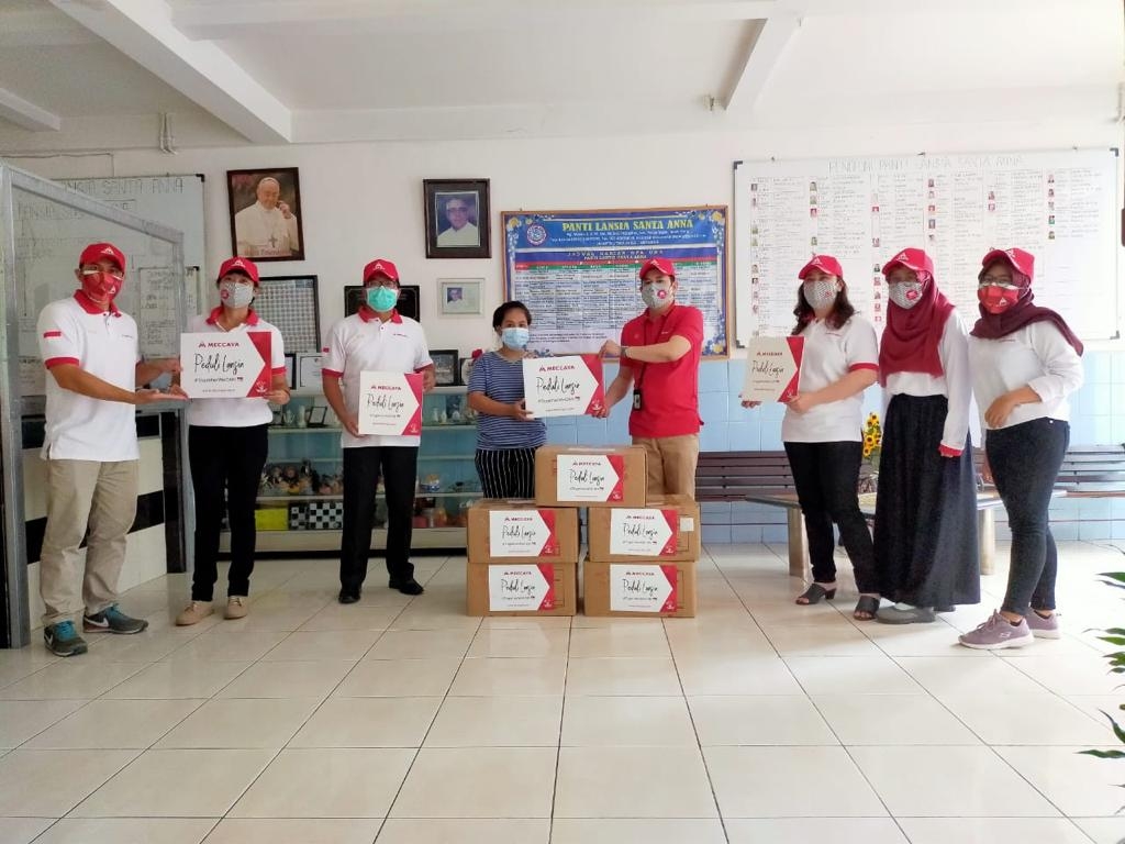 #PeduliLansia, MECCAYA Sumbangkan 1000 Paket Donasi ke Panti Wreda dan Puskesmas