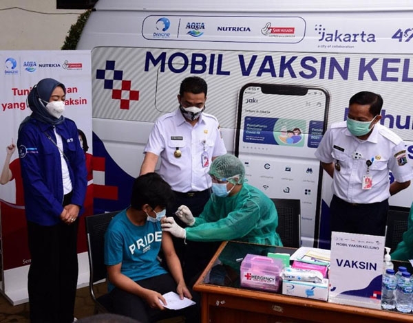 Danone Indonesia Adakan Vaksinasi Keliling Untuk Genjot Warga Makin Sehat