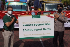 Tanoto Foundation Donasi 300 Ton Beras Premium ke Pulau Jawa