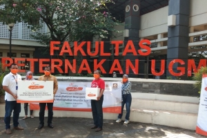 Japfa Serahkan Makanan Berprotein untuk Warga dan Nakes di Yogyakarta