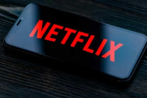 Netflix Salurkan Bantuan Rp7,1 Miliar Buat Pekerja Film Indonesia
