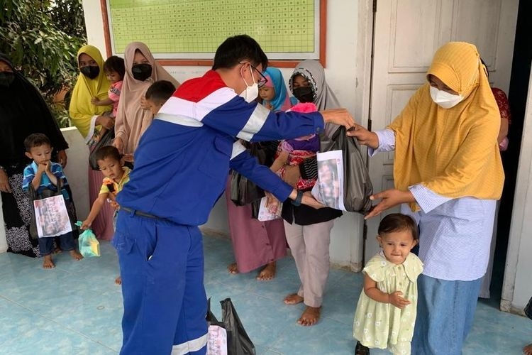 Dukung Pencegahan Gizi Buruk & Stunting, Elnusa Petrofin Bagikan Ribuan Paket Gizi untuk Balita di Seluruh Indonesia