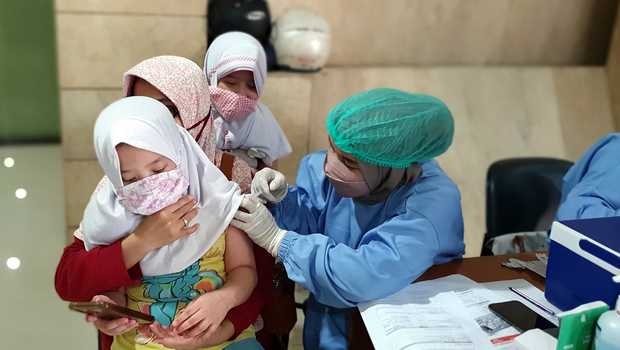 Dukung Program Vaksin Booster dan Vaksin Anak, BCA Hadirkan Sentra Vaksinasi