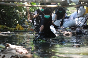 Gelar Program ’’Merdeka Dari Sampah’’, SiCepat Libatkan 70 Relawan