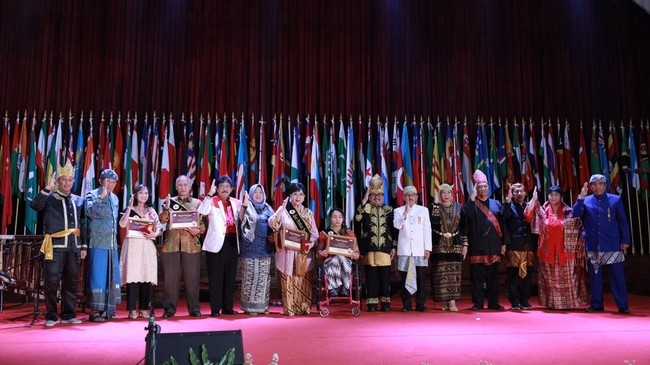BPIP Gelar Penganugerahaan Ikon Prestasi  dan Insan Pancasila 2023 di Bandung