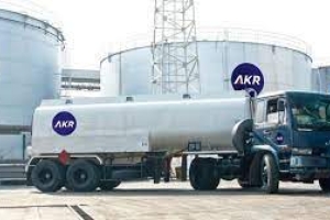 AKR Corporindo, Menunggangi Perkembangan Tren di Dunia Industri