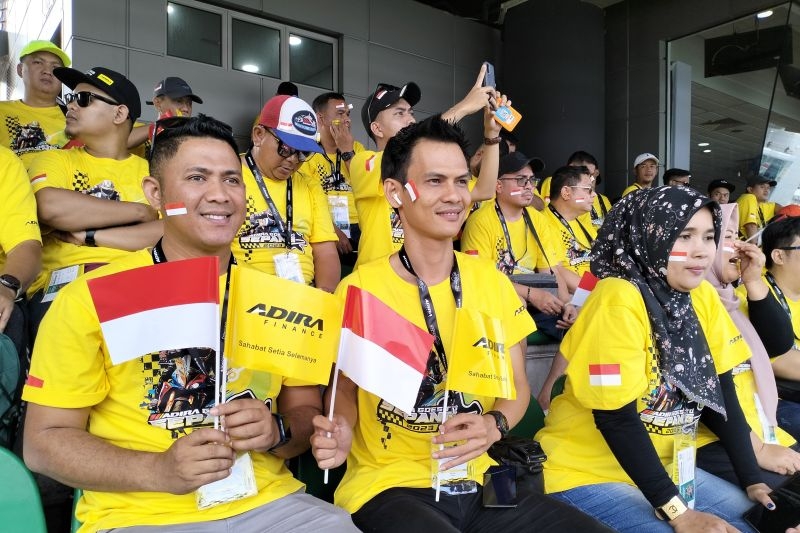 Adira Ajak 1.100 Sales Mitra Bisnis Nonton MotoGP Malaysia