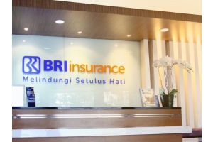 BRI Insurance Edukasi 300 Pedagang Pasar Soal Keuangan