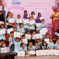SoKlin Softergent Salurkan Bantuan Perlengkapan Sekolah untuk Anak Kurang Mampu