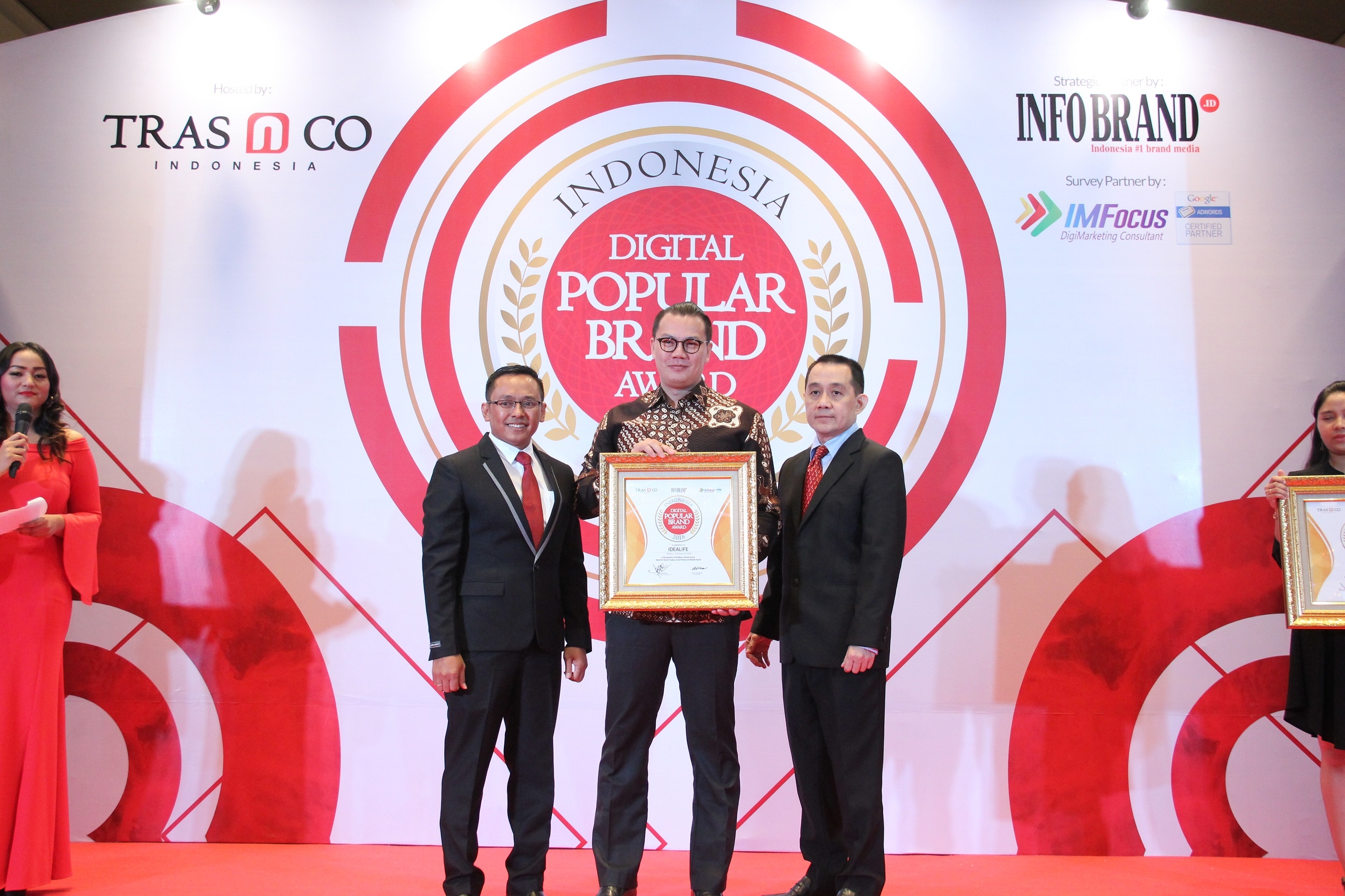 Idealife Raih Penghargaan Indonesia Digital Popular Brand Award  2018, Idealife Berharap Reputasinya Bakal Terus Meningkat