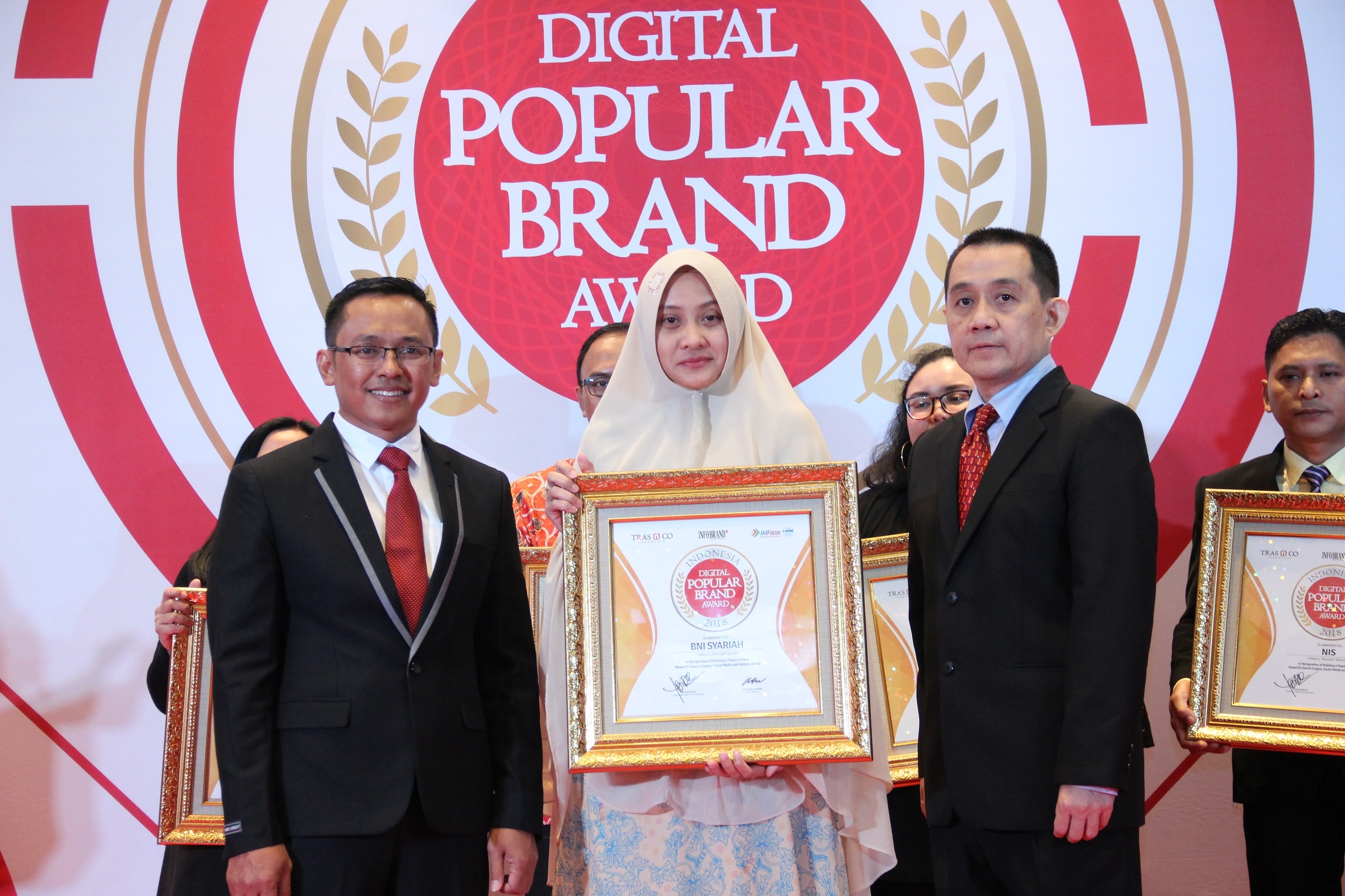 BNI Syariah Berhasil Raih Penghargaan Indonesia Digital Popular Brand Award  2018