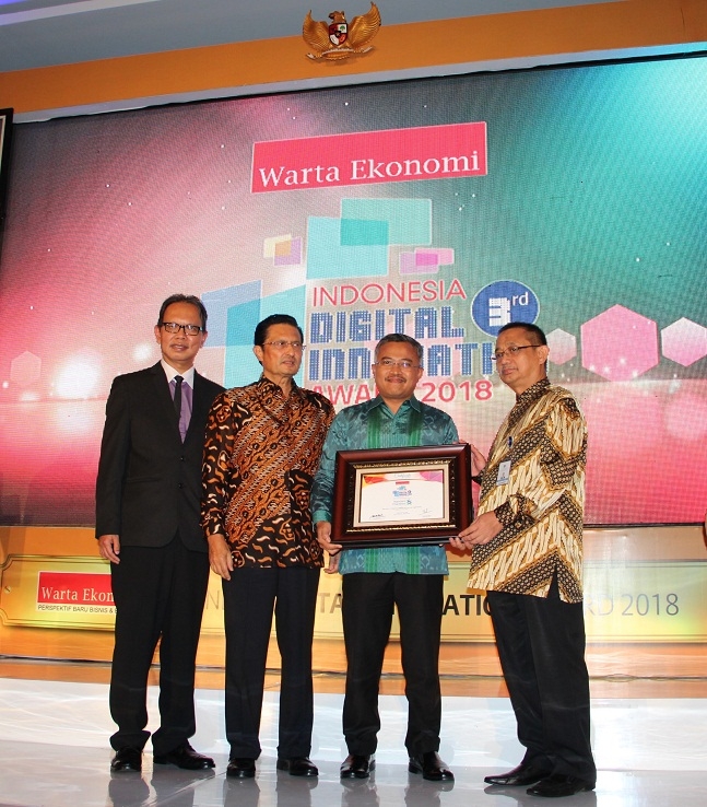 Standard Chartered Raih Penghargaan Indonesia’s Digital Innovative Award 2018