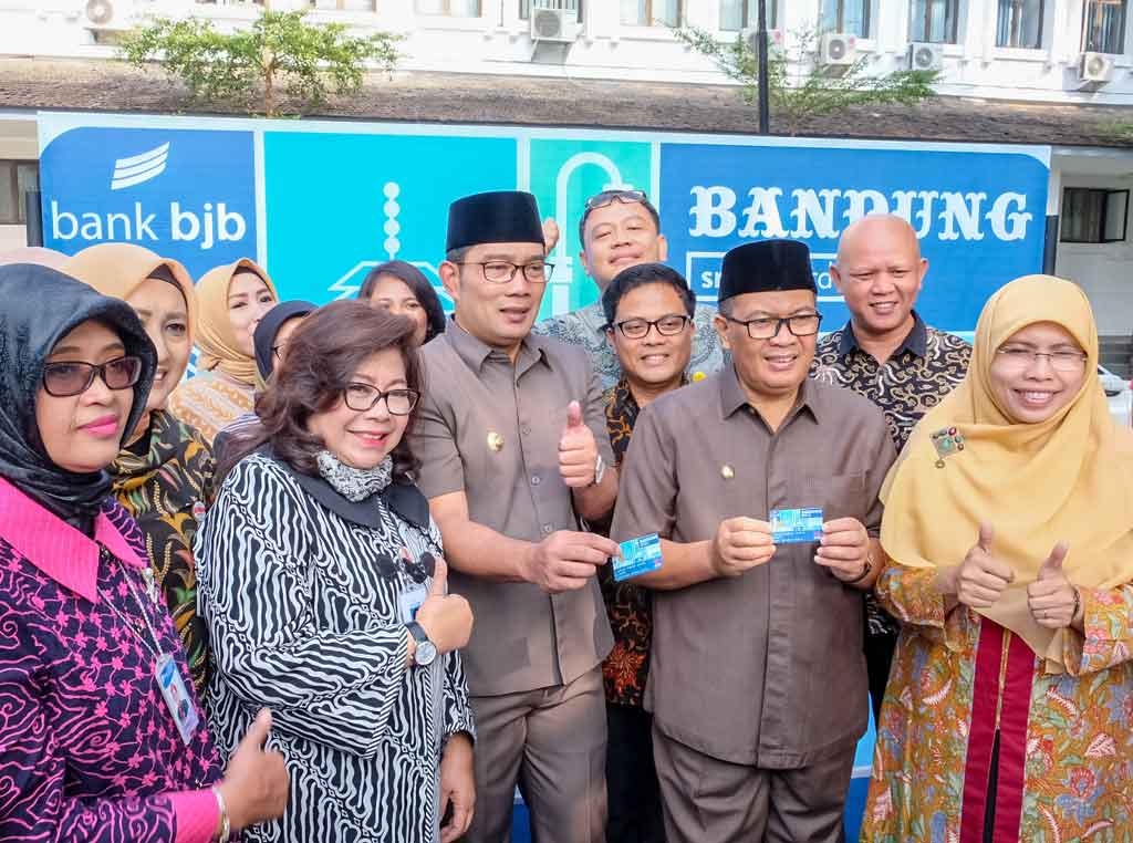 Kemudahan Bertansaksi dengan Kartu Debit bank bjb edisi Bandung Smart Card