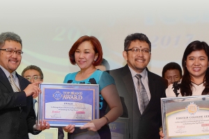 PT. Kino Indonesia, Tbk kembali meraih penghargaan Top Brand Award 2017