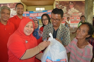 Jiwasraya, RNI, dan Hotel Indonesia Natour Gelar Aksi Sosial Pasar Murah Di Lereng Gunung Agung