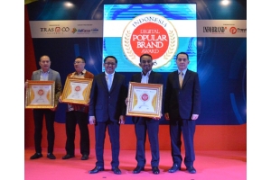 JNE Raih Indonesia Digital Popular Brand Award 2018