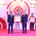 Oxone Raih Penghargaan Indonesia Digital Popular Brand Award 2018