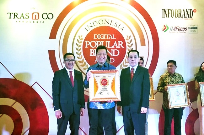 Polytron Water Dispenser Hydra Raih Penghargaan Indonesia Digital Popular Brand 2018
