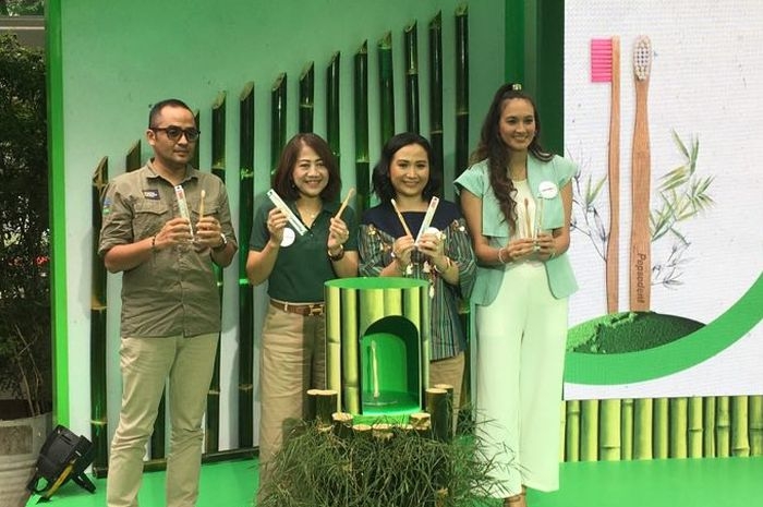 Unilever Rilis Sikat Gigi Pepsodent Natural Bamboo