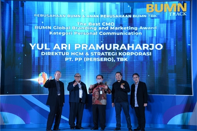 PT PP Sabet 2 Penghargaan dalam Ajang BUMN Branding & Marketing Award 2020