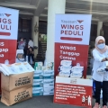 Wings Peduli Bagikan Ribuan Alkes untuk penanganan Covid-19 di Surabaya
