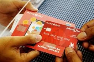Bank DKI Beri Layanan Vaksin dan Literasi Keuangan di SMAN 111 Jakarta