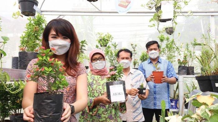 Peringati Pekan Air Dunia, Suntory Garuda Beverage Resmikan Fasilitas Greenhouse Pertama di Sekolah Ini