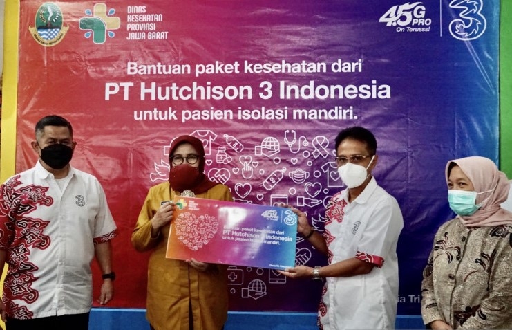 3 Indonesia Berikan 15 Ribu Paket  Obat untuk Pasien Isoman