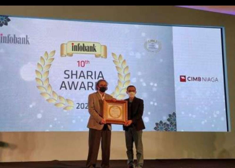 CIMB Niaga Raih Sharia Awards 2021