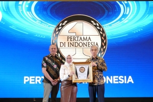 Berinovasi Hadirkan Semen Waterhield, Semen Merah Putih Sabet Penghargaan Pertama Di Indonesia