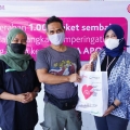 VIVA Apotek Salurkan Donasi 1000 Paket Sembako di 10 Lokasi Pulau Jawa & Bali