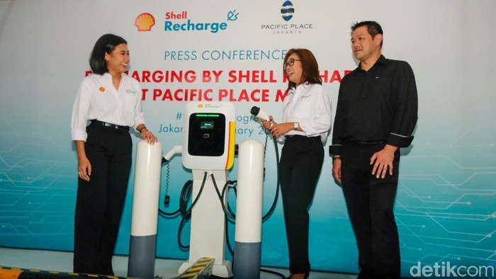 Shell Tambah Jaringan Shell Recharge di Mal Pacific Place Jakarta
