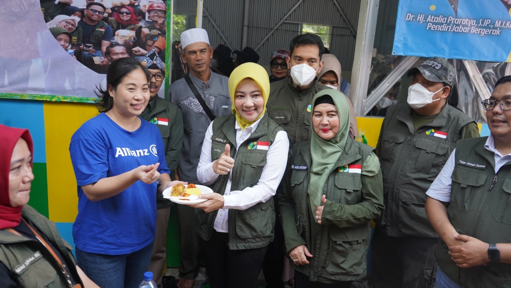  Allianz Indonesia Kunjungi Realisasi Bantuan Korban Gempa Cianjur