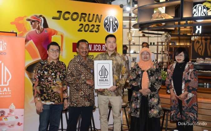 SUCOFINDO Dampingi BPJPH Serahkan Sertifikat Halal untuk JCO Indonesia