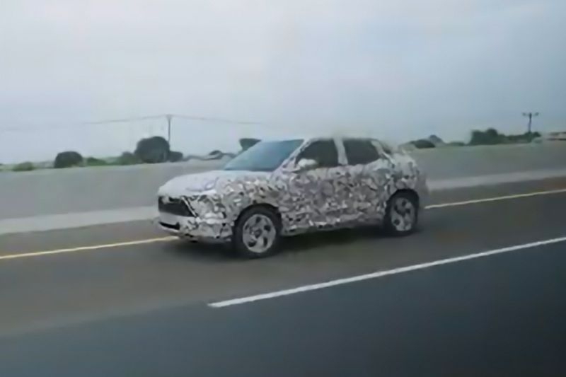 Tertangkap Kamera Uji Jalan, Inikah SUV Baru Mitsubishi XFC?