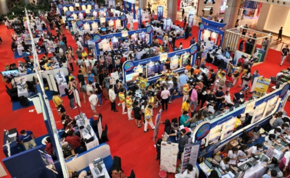 Rencanakan Liburan Bersama Astindo Travel Fair 2023