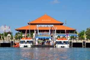 Pelindo Benoa Sukses Sandarkan Cruise Berukuran 317 Meter, Cruise Celebrity Solstice